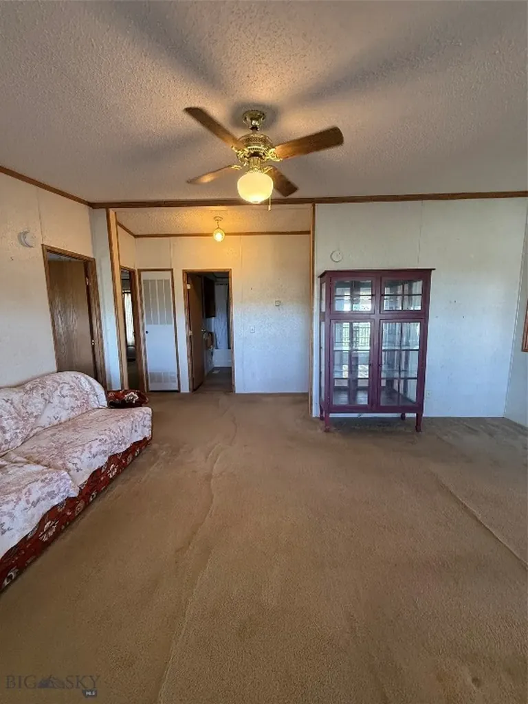 107 Prairie Dog Road Livingston MT 59047