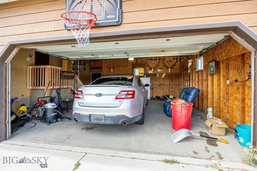 109 Standby Creek Road Butte MT 59701