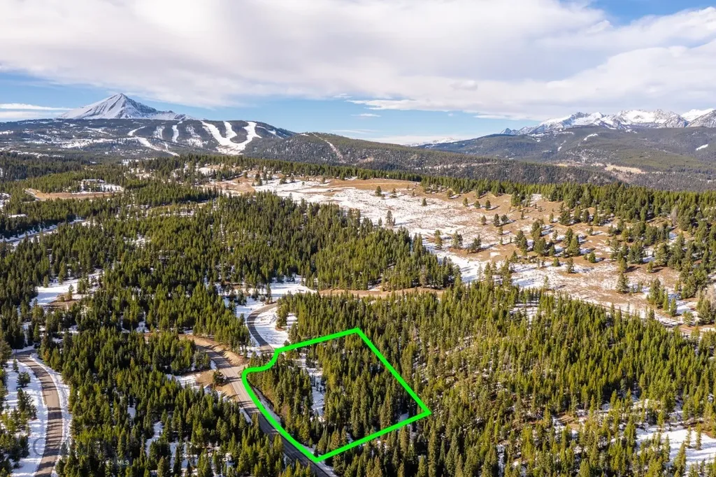 Tbd Crown Butte Road Big Sky MT 59716