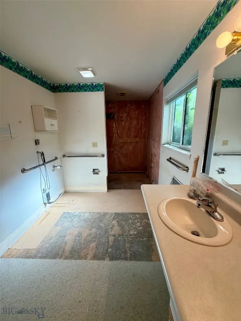 1127 N Cedarview Bozeman MT 59715