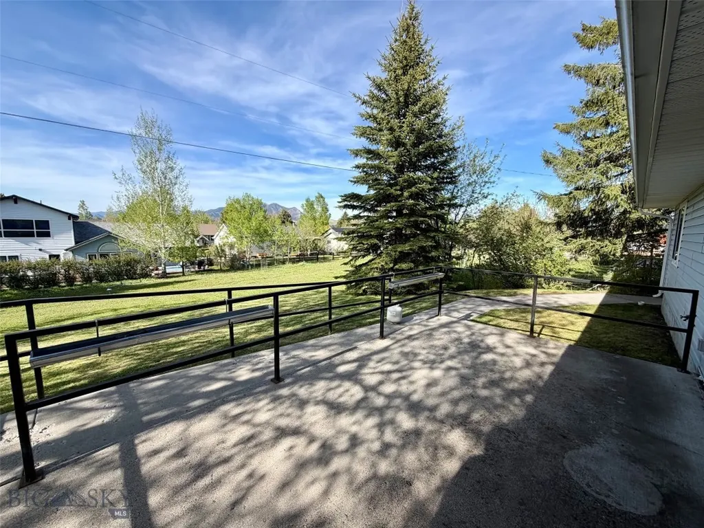 1127 N Cedarview Bozeman MT 59715