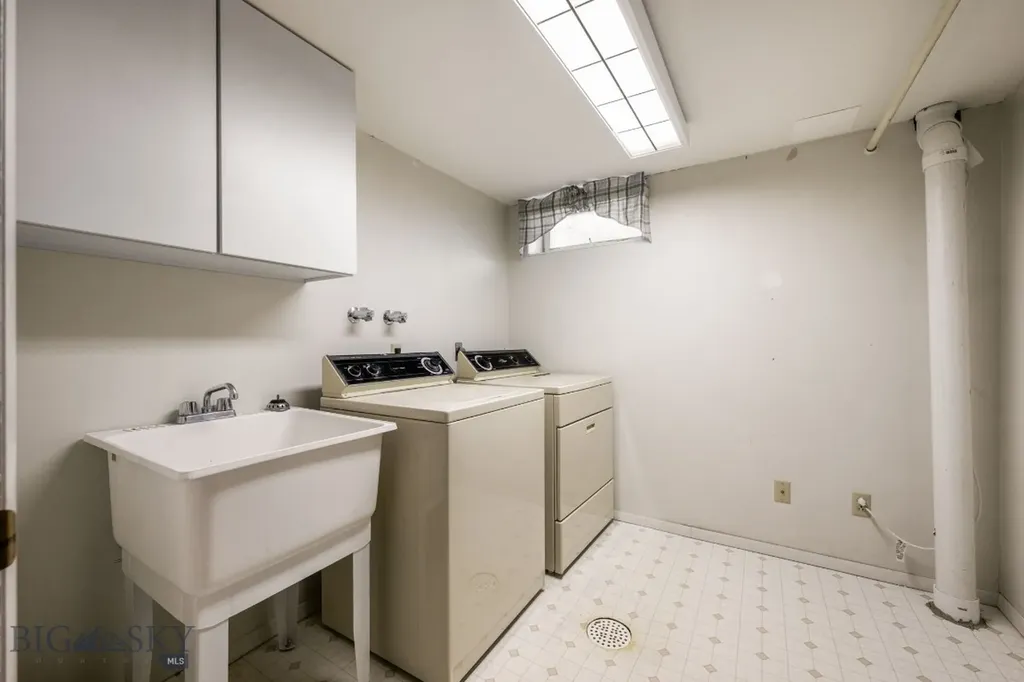 38 N Walnut Street Dillon MT 59725