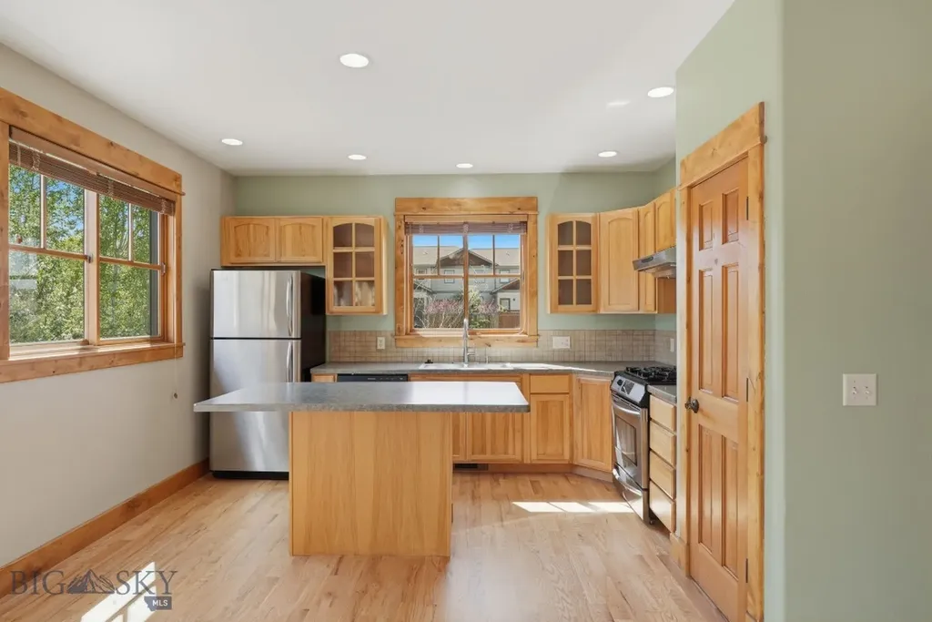 4726 Glenwood Drive Bozeman MT 59718