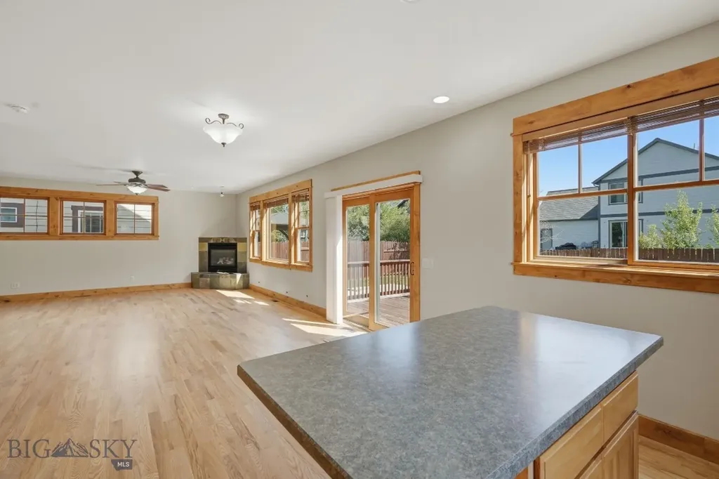 4726 Glenwood Drive Bozeman MT 59718