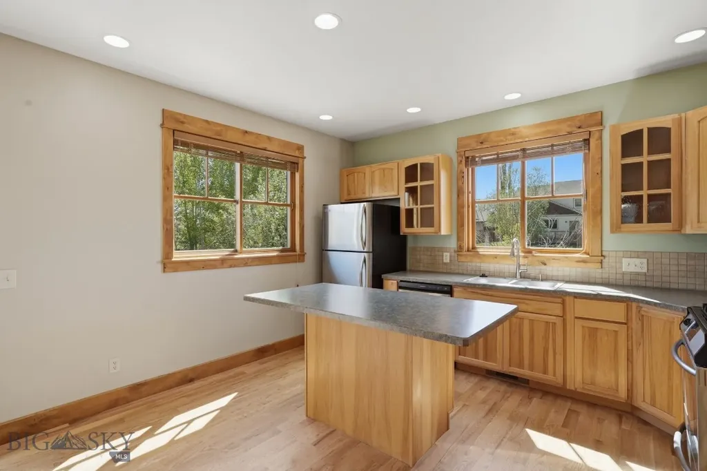 4726 Glenwood Drive Bozeman MT 59718