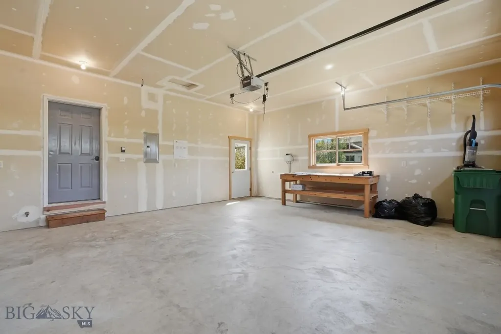 4726 Glenwood Drive Bozeman MT 59718