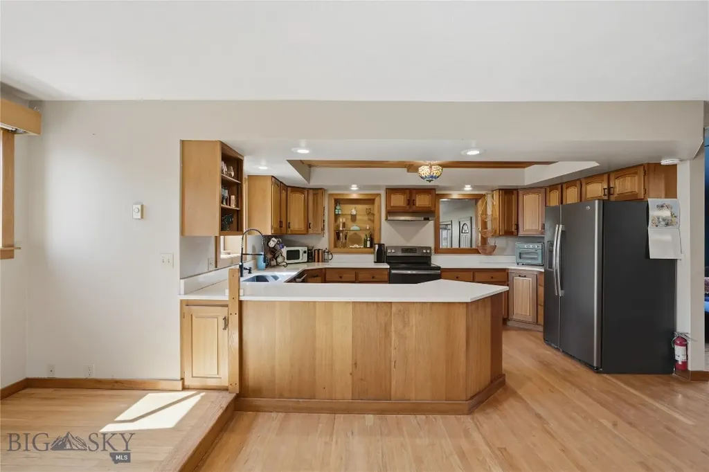 207 S Broadway Street Manhattan MT 59741