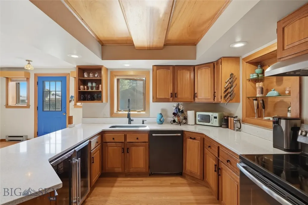207 S Broadway Street Manhattan MT 59741
