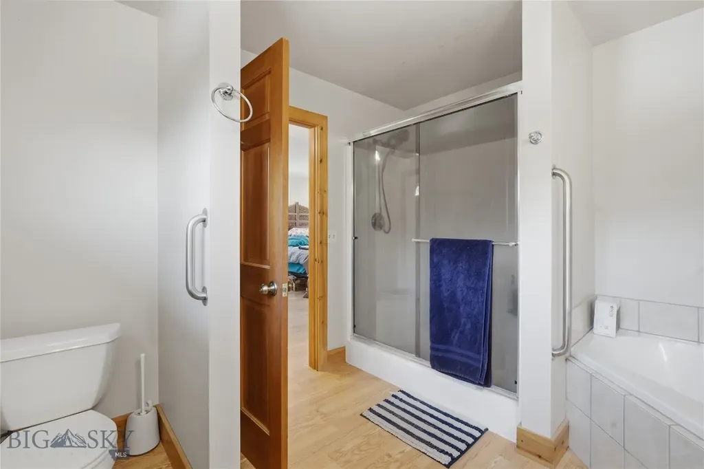 207 S Broadway Street Manhattan MT 59741