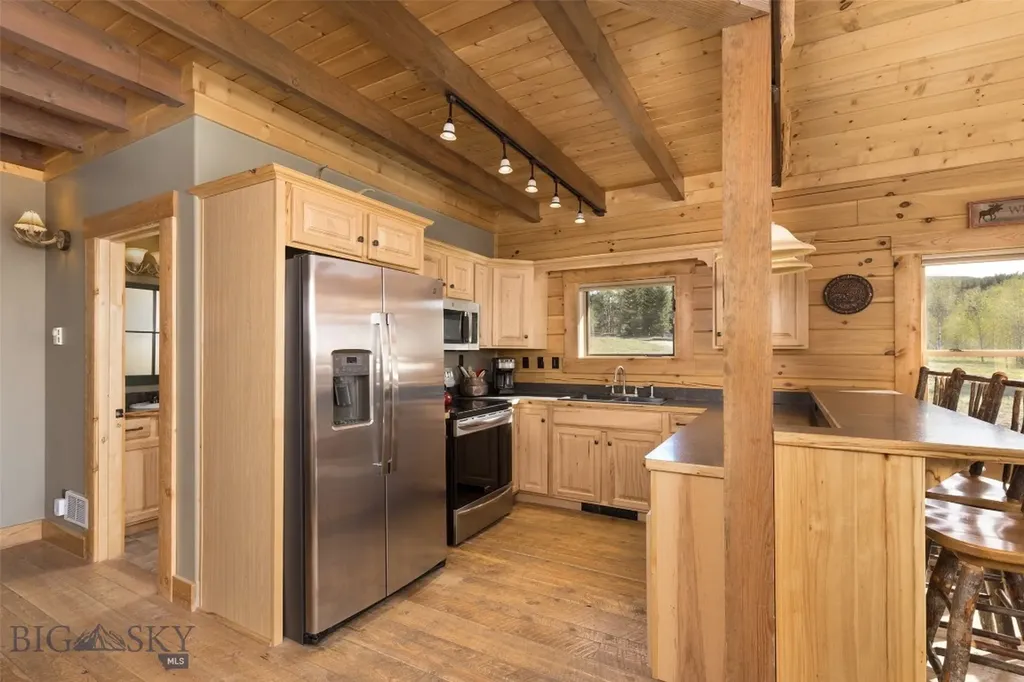 188 Black Moose Road West Yellowstone MT 59758