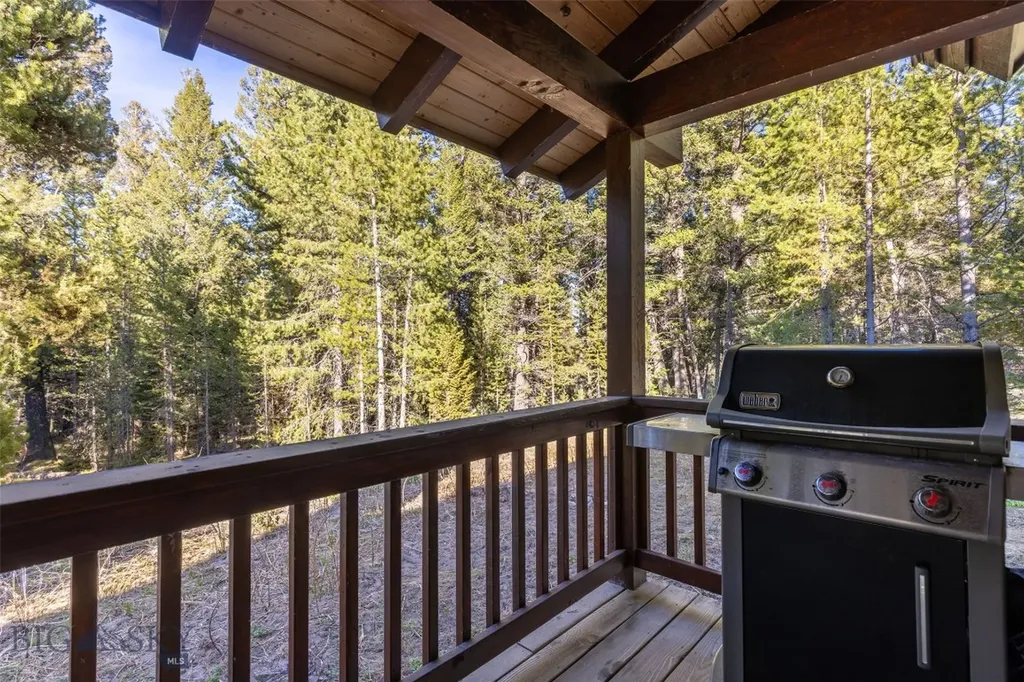188 Black Moose Road West Yellowstone MT 59758