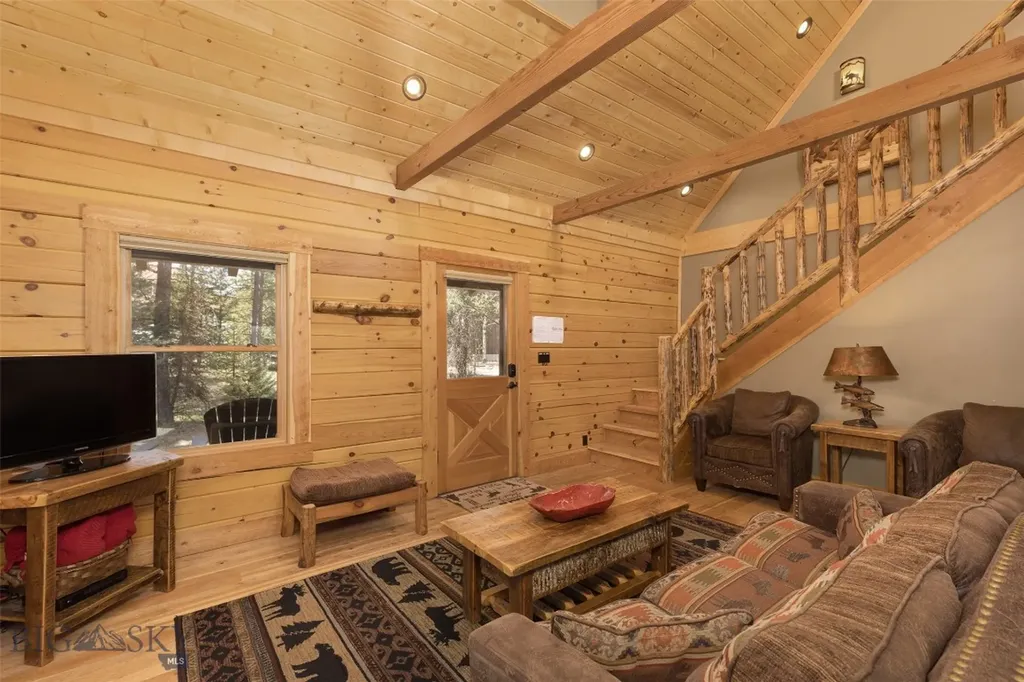 128 Black Moose Road West Yellowstone MT 59758