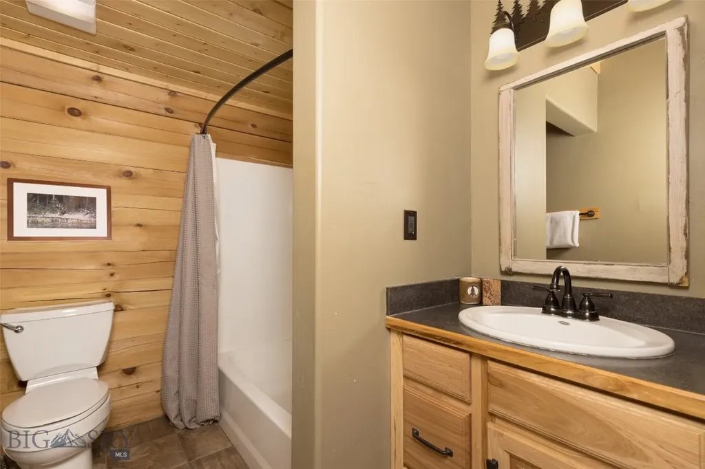 128 Black Moose Road West Yellowstone MT 59758