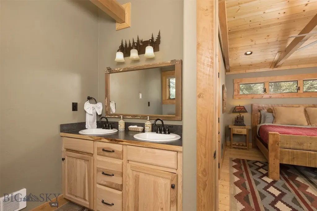 128 Black Moose Road West Yellowstone MT 59758