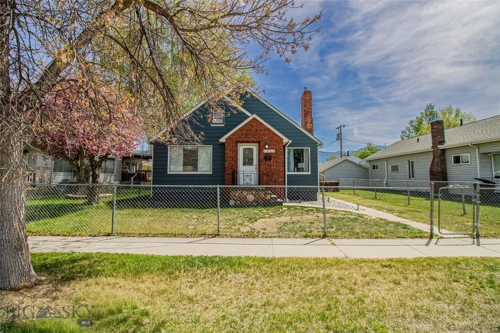 1804 Lowell Butte MT 59701