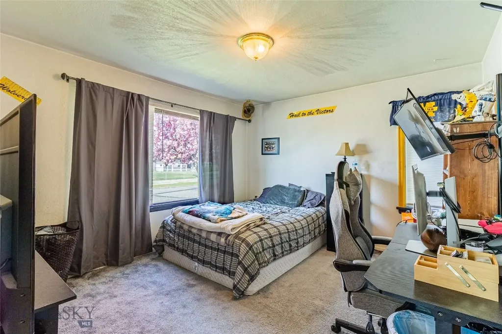 1804 Lowell Butte MT 59701