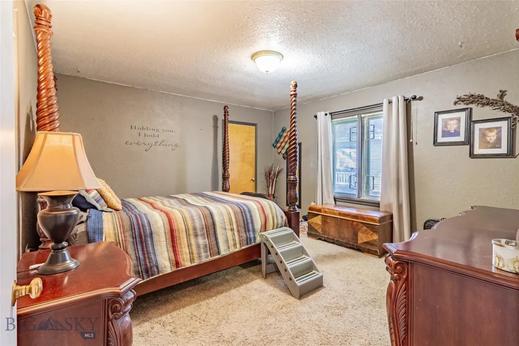 1804 Lowell Butte MT 59701