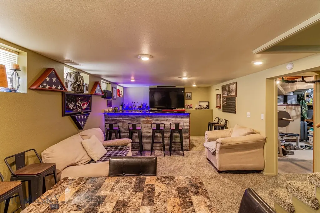 1804 Lowell Butte MT 59701