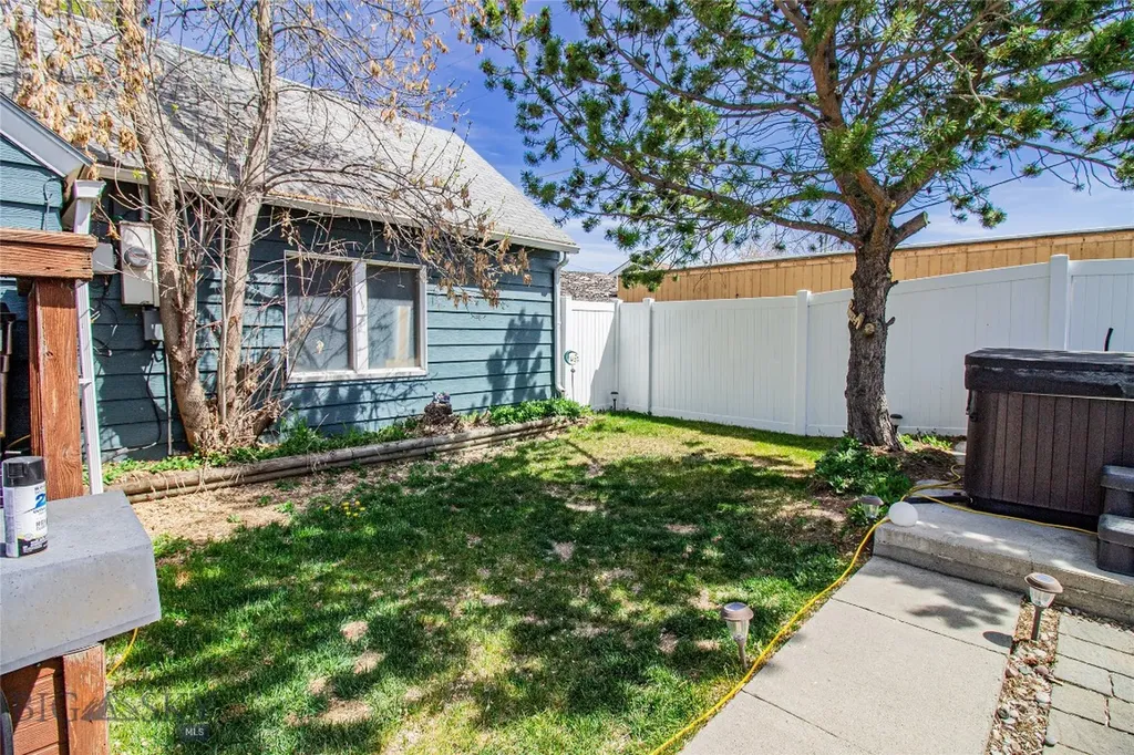 1804 Lowell Butte MT 59701