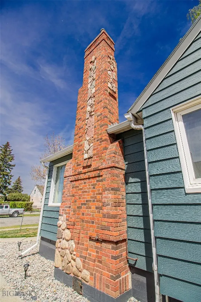 1804 Lowell Butte MT 59701