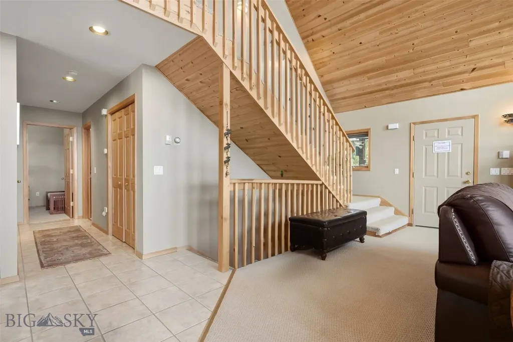 105 Damsel Lane Anaconda MT 59711