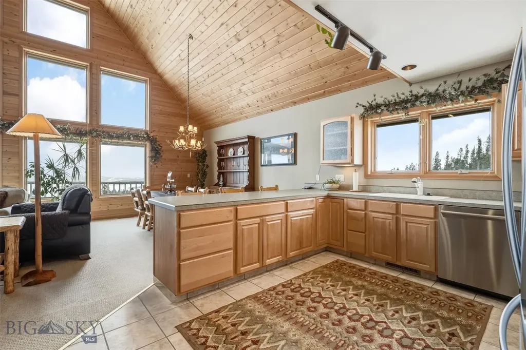 105 Damsel Lane Anaconda MT 59711