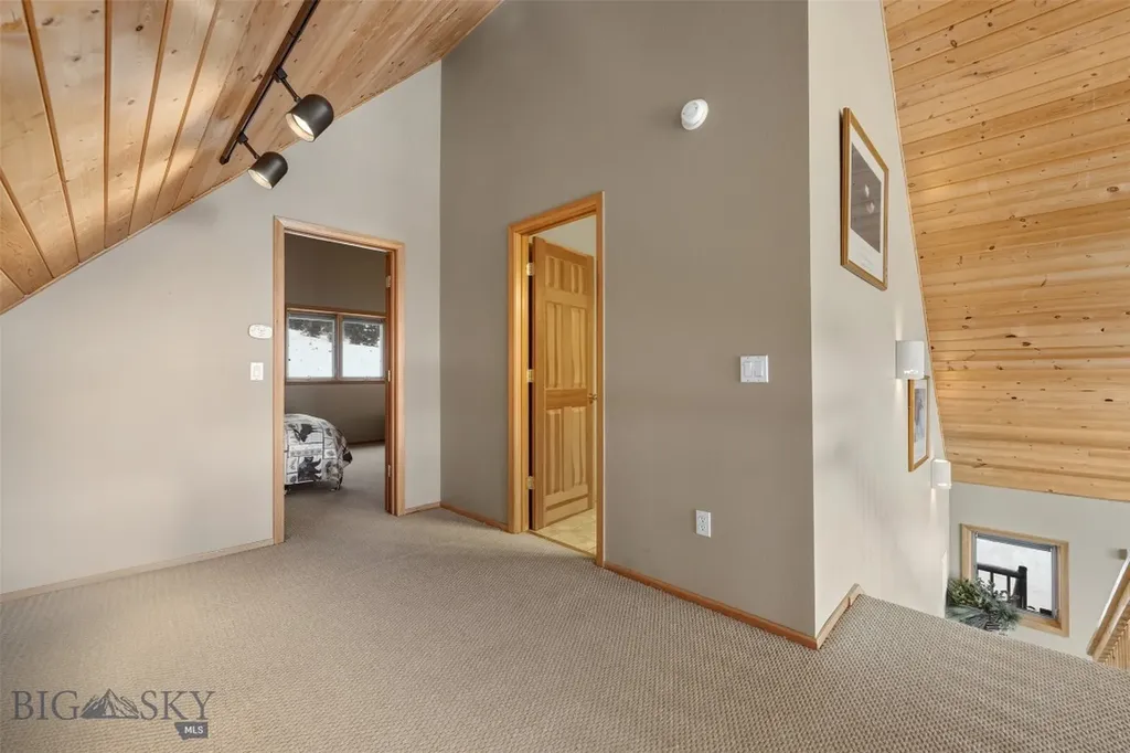 105 Damsel Lane Anaconda MT 59711