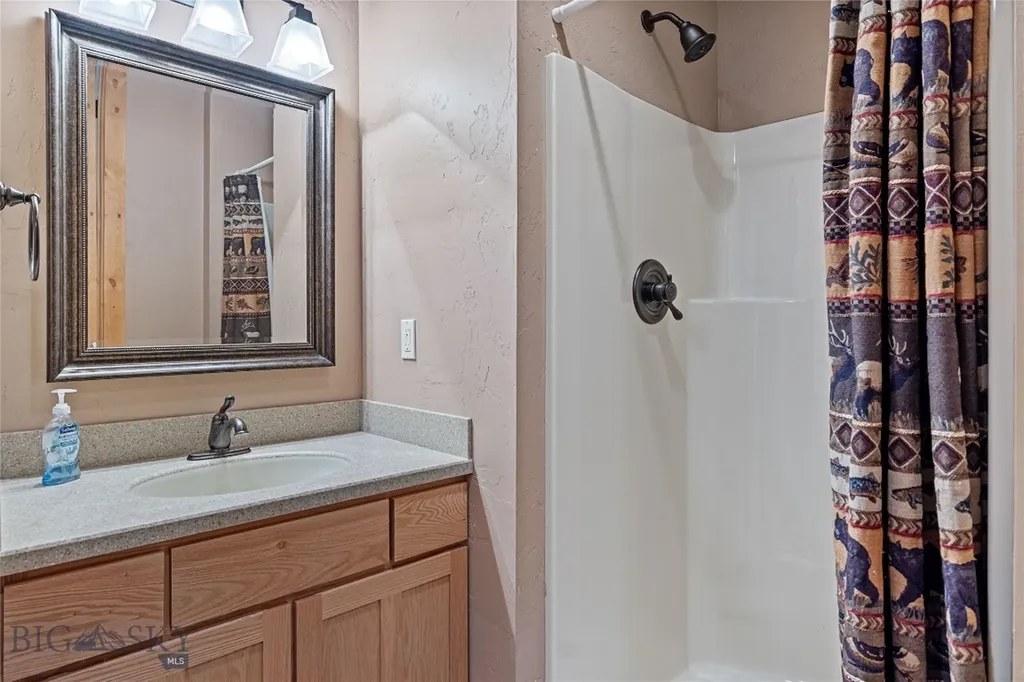 12 Easy Jag Lane Ennis MT 59729