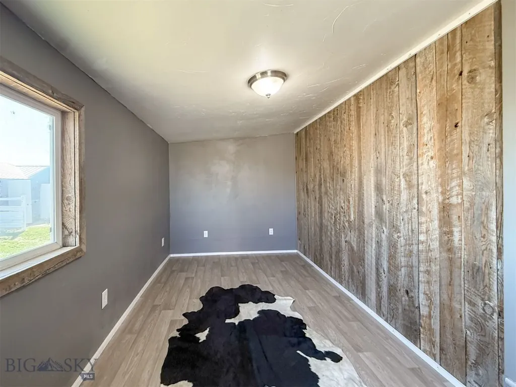 654 5th Avenue Ulm MT 59485