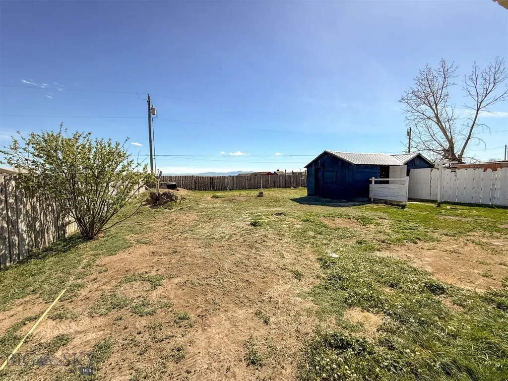 654 5th Avenue Ulm MT 59485