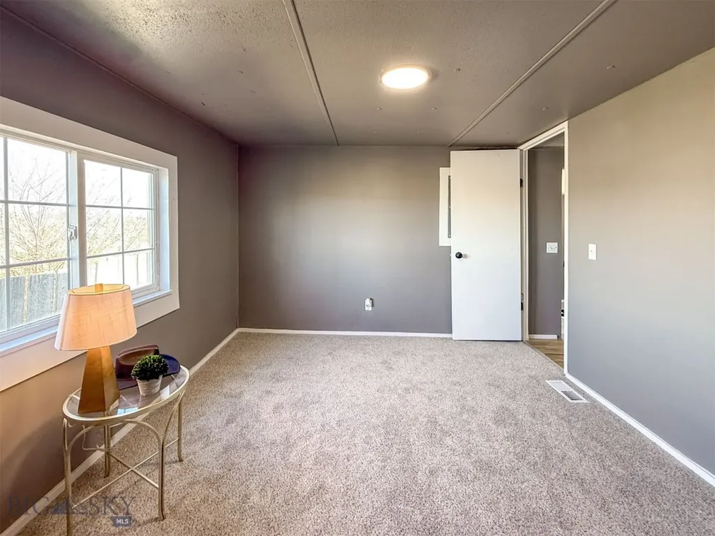 654 5th Avenue Ulm MT 59485