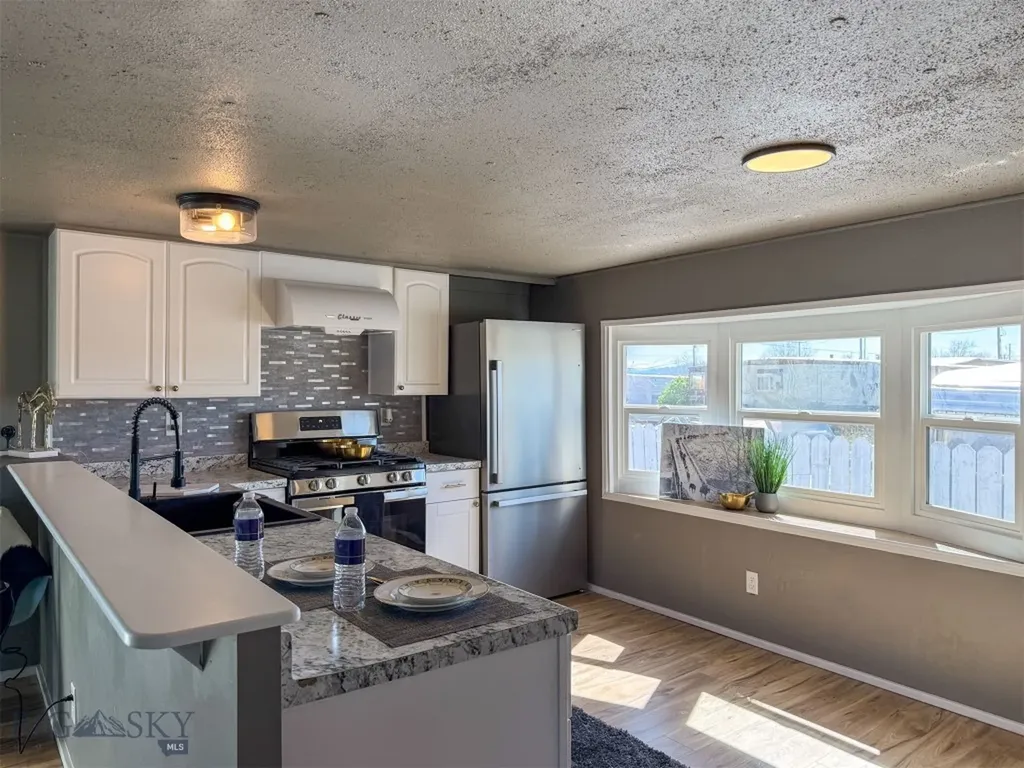 654 5th Avenue Ulm MT 59485