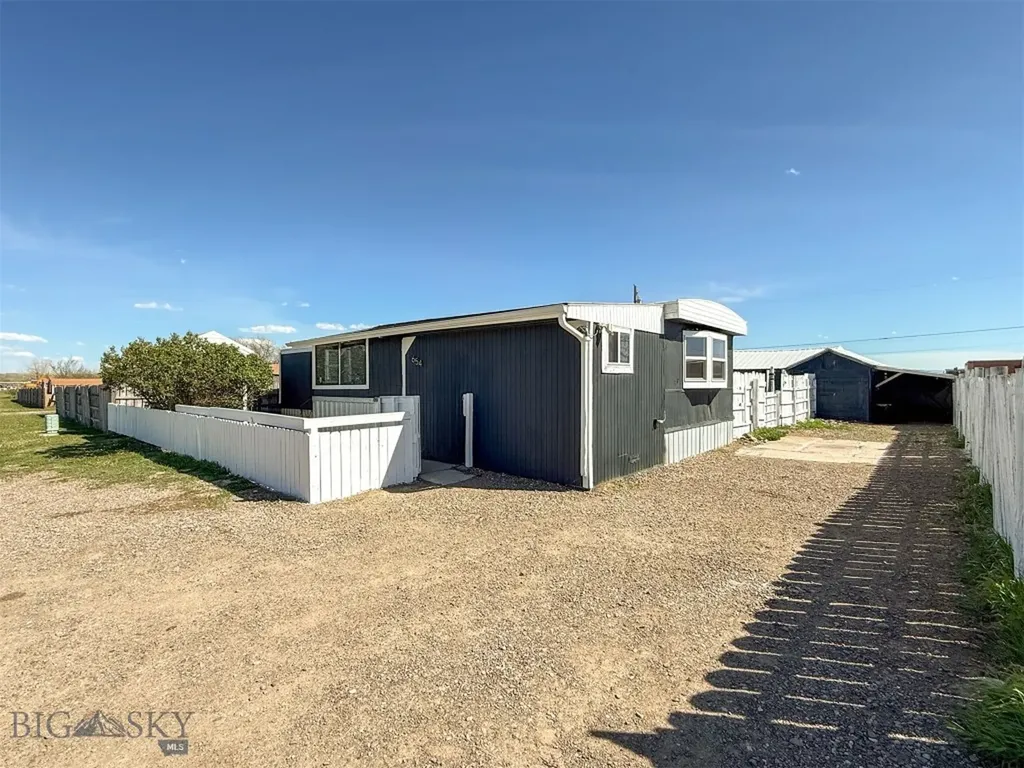 654 5th Avenue Ulm MT 59485