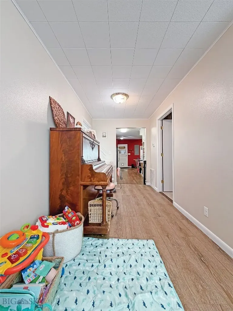 625 E Glendale Street Dillon MT 59725