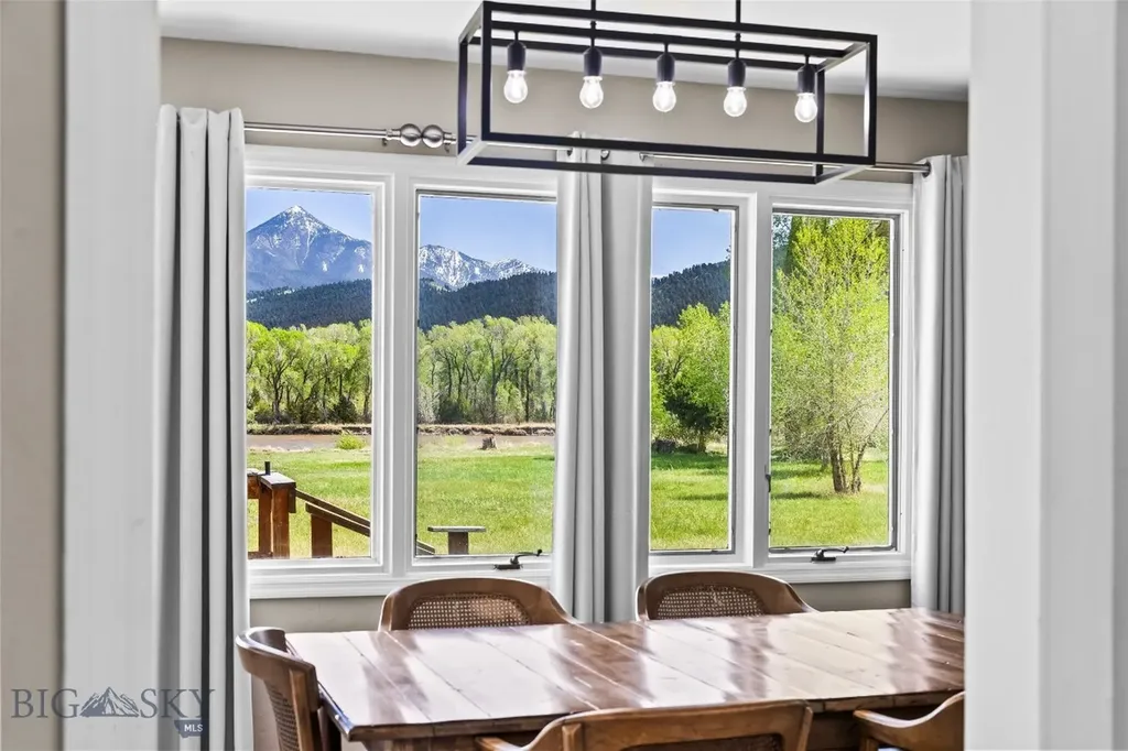 32 Strong Lane Livingston MT 59047