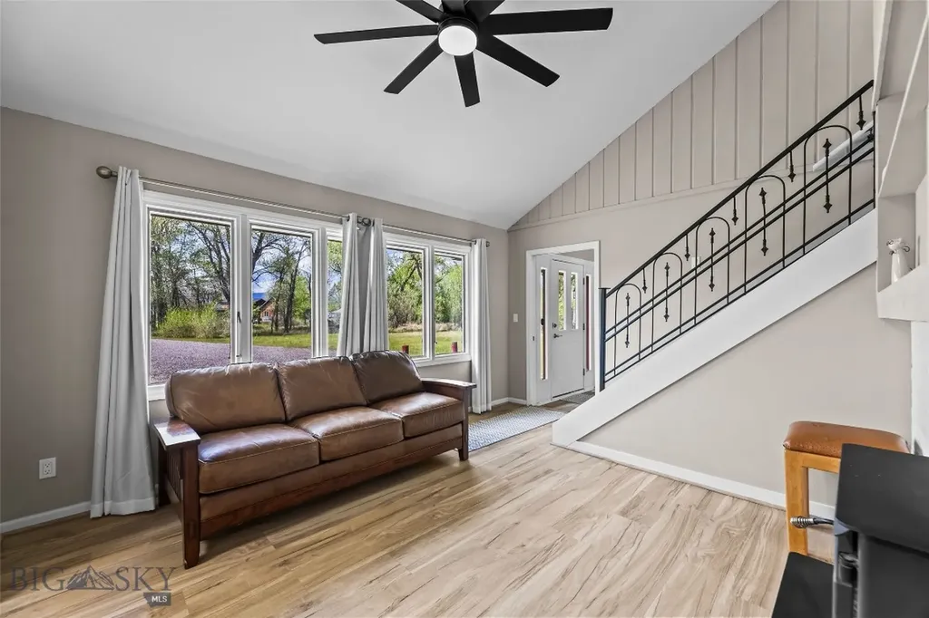 32 Strong Lane Livingston MT 59047