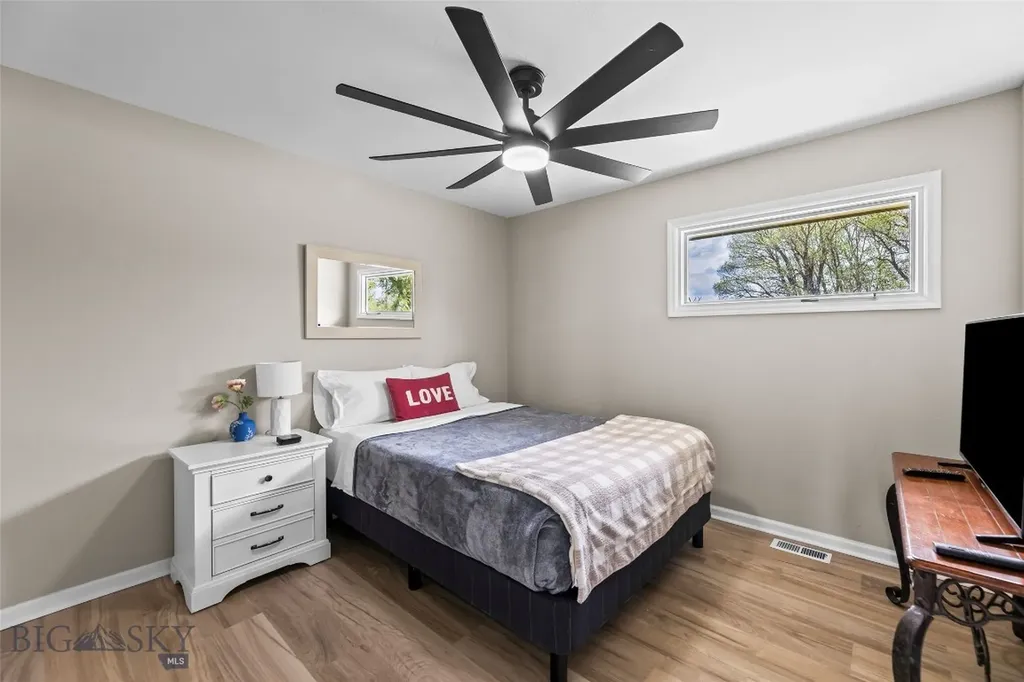 32 Strong Lane Livingston MT 59047