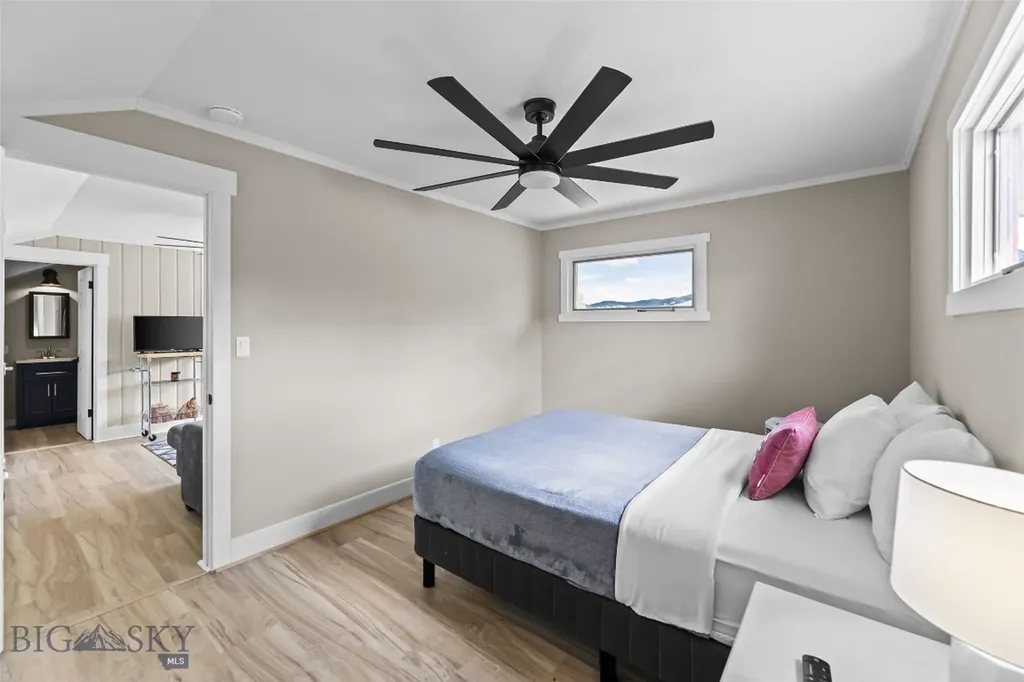 32 Strong Lane Livingston MT 59047