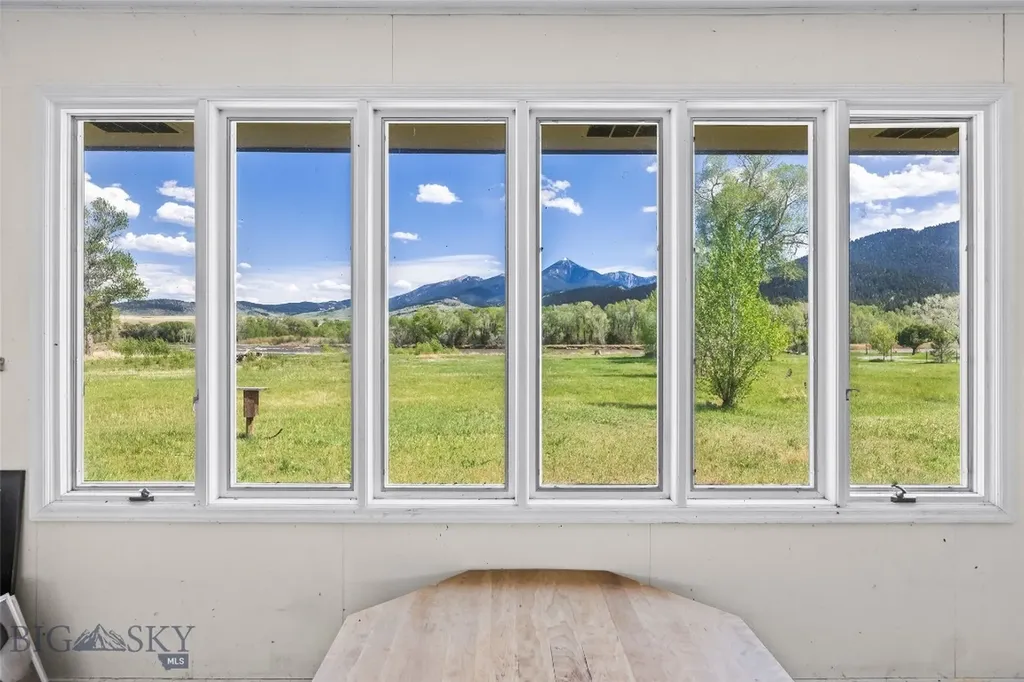 32 Strong Lane Livingston MT 59047