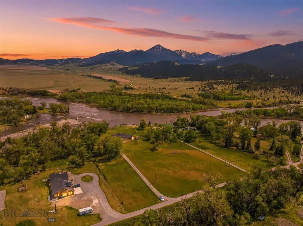 32 Strong Lane Livingston MT 59047
