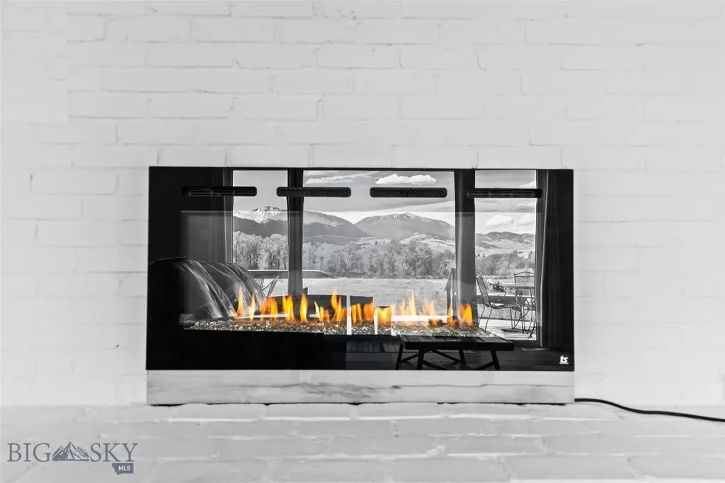32 Strong Lane Livingston MT 59047