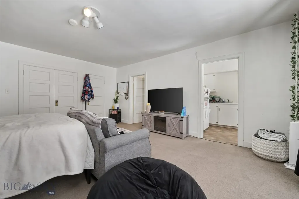 47 E Broadway Street Butte MT 59701