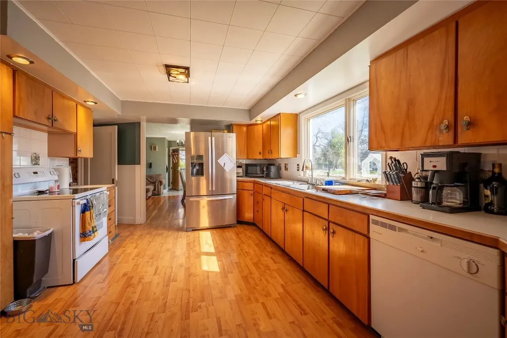 7915 Churchill Road Churchill MT 59741