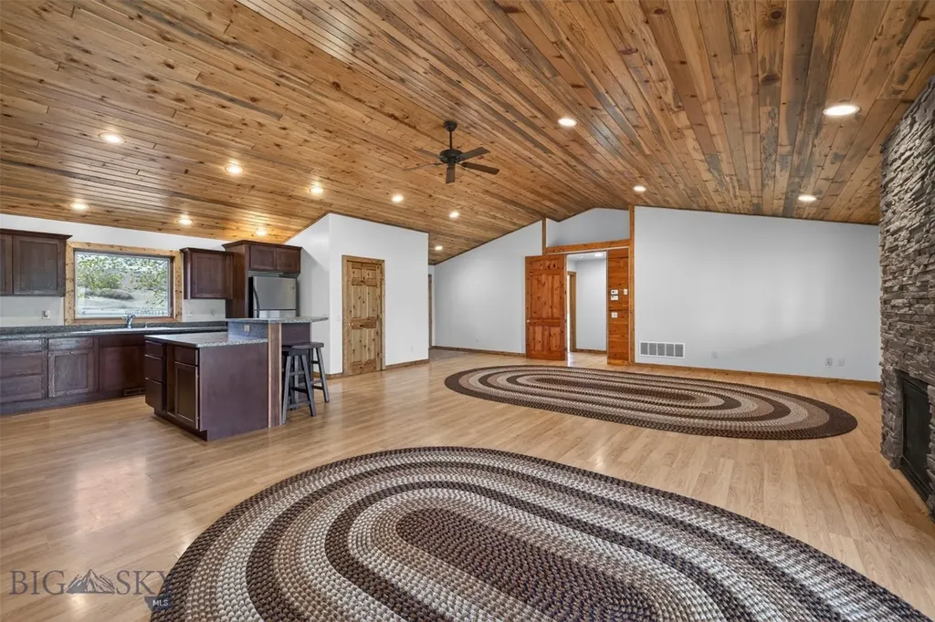 5 Killdeer Court Ennis MT 59729