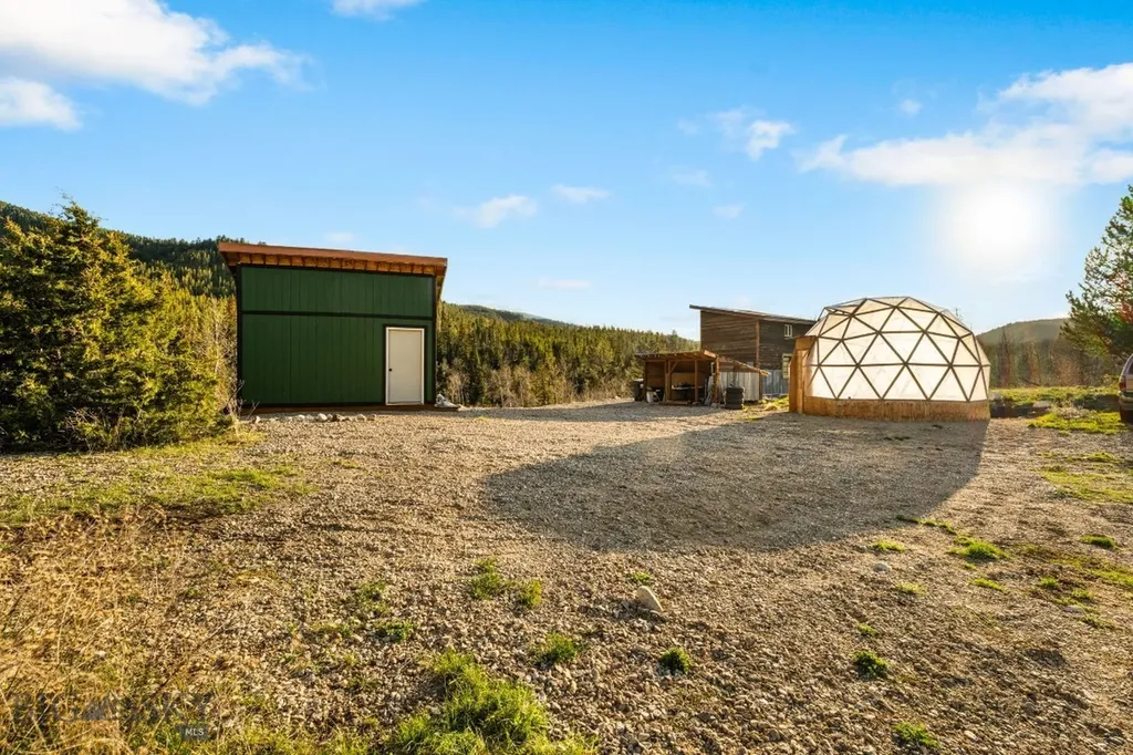 1470 Lime Spur Rd & 44 Two Meadows Drive Anaconda MT 59711