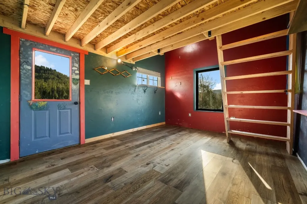 1470 Lime Spur Rd & 44 Two Meadows Drive Anaconda MT 59711
