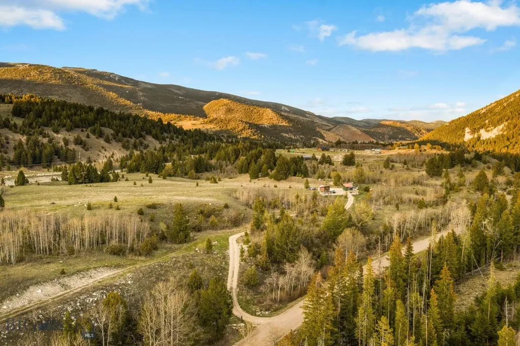 1470 Lime Spur Rd & 44 Two Meadows Drive Anaconda MT 59711