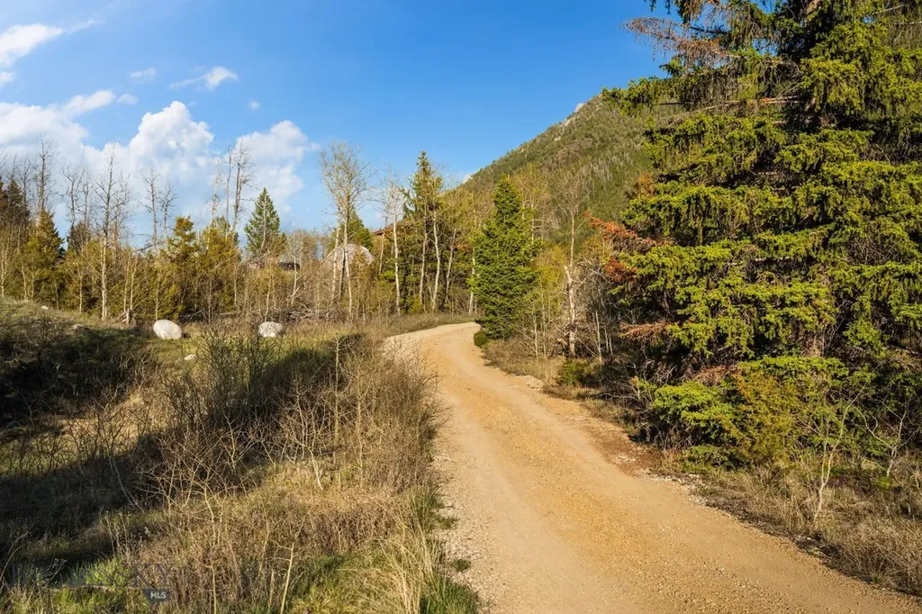 1470 Lime Spur Rd & 44 Two Meadows Drive Anaconda MT 59711