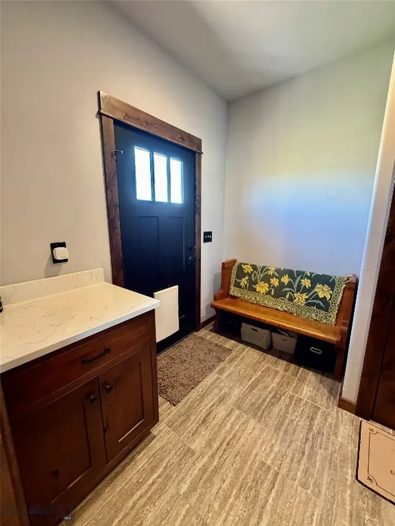 13502 Highway 41 Dillon MT 59725