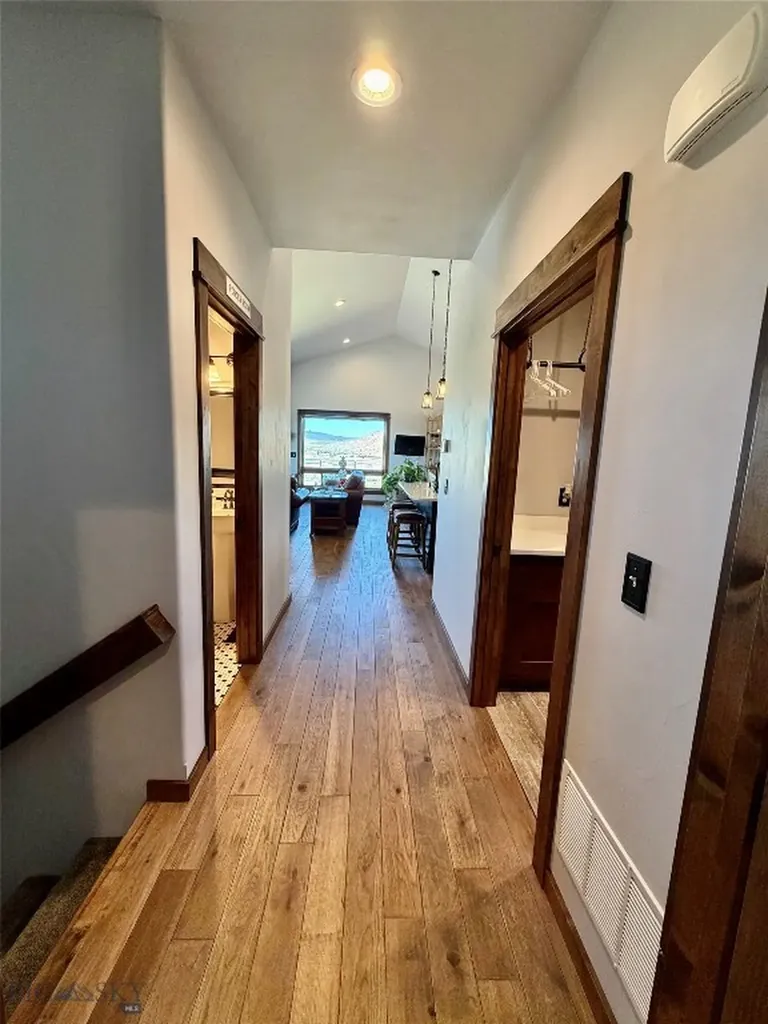 13502 Highway 41 Dillon MT 59725